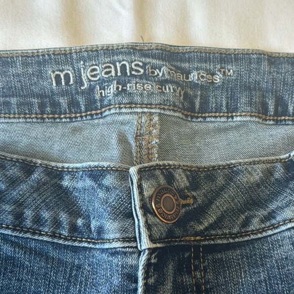 Maurices Jean capris.  Size 18w - Picture 2 of 5
